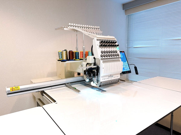 最大加工範囲 1,200mm × 500mm！大きな刺繍ミシンを導入しました！